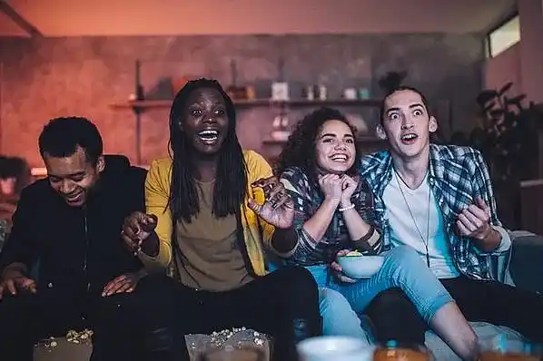 Yüz Kaslarınıza Faydalı Komedi Filmleri