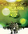 Tüm Sırların Sahibi Kız Film Posteri