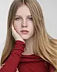 Alyla Browne Fotoğrafı