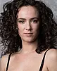 Amy Manson Fotoğrafı