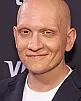 Anthony Carrigan Fotoğrafı