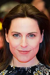 Antje Traue Profil Fotoğrafı