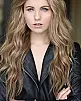 Brennley Brown Fotoğrafı