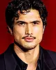 Charles Melton Fotoğrafı