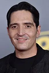 David Dastmalchian Profil Fotoğrafı