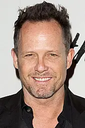Dean Winters Profil Fotoğrafı