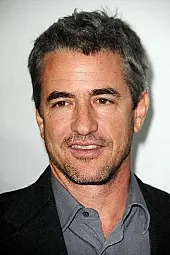 Dermot Mulroney Profil Fotoğrafı