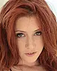 Elle Alexandra Fotoğrafı