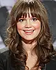 Emilia Schüle Fotoğrafı
