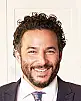 Ennis Esmer Fotoğrafı