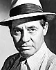 Frank Overton Fotoğrafı