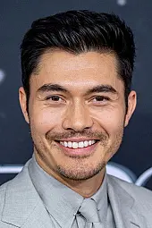 Henry Golding Profil Fotoğrafı