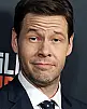 Ike Barinholtz Fotoğrafı