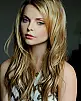 Izabella Miko Fotoğrafı