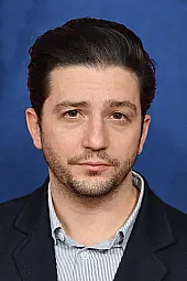 John Magaro Profil Fotoğrafı