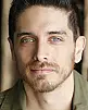 Josh Keaton Fotoğrafı