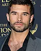 Josh Swickard Fotoğrafı