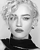 Julia Garner Fotoğrafı