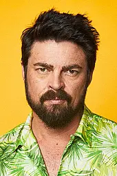 Karl Urban Profil Fotoğrafı