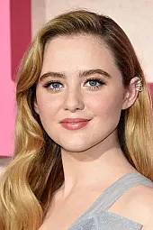 Kathryn Newton Profil Fotoğrafı
