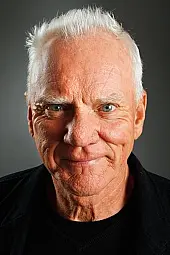 Malcolm McDowell Profil Fotoğrafı