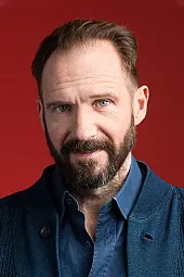 Ralph Fiennes Profil Fotoğrafı
