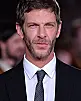 Sam Hazeldine Fotoğrafı