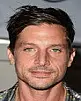 Simon Rex Resmi