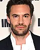 Tom Bateman Fotoğrafı