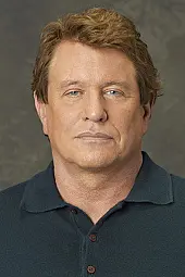 Tom Berenger Profil Fotoğrafı